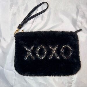 XOXO Black Faux Fur Clutch Wristlet Purse Make‎ up bag Glitter Accents Chic Y2K